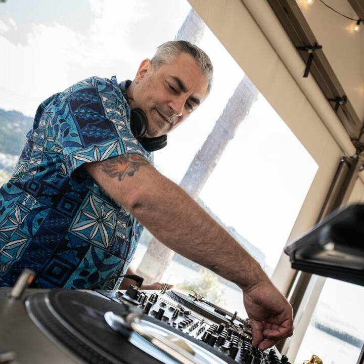 DJ en KOA Beach Club